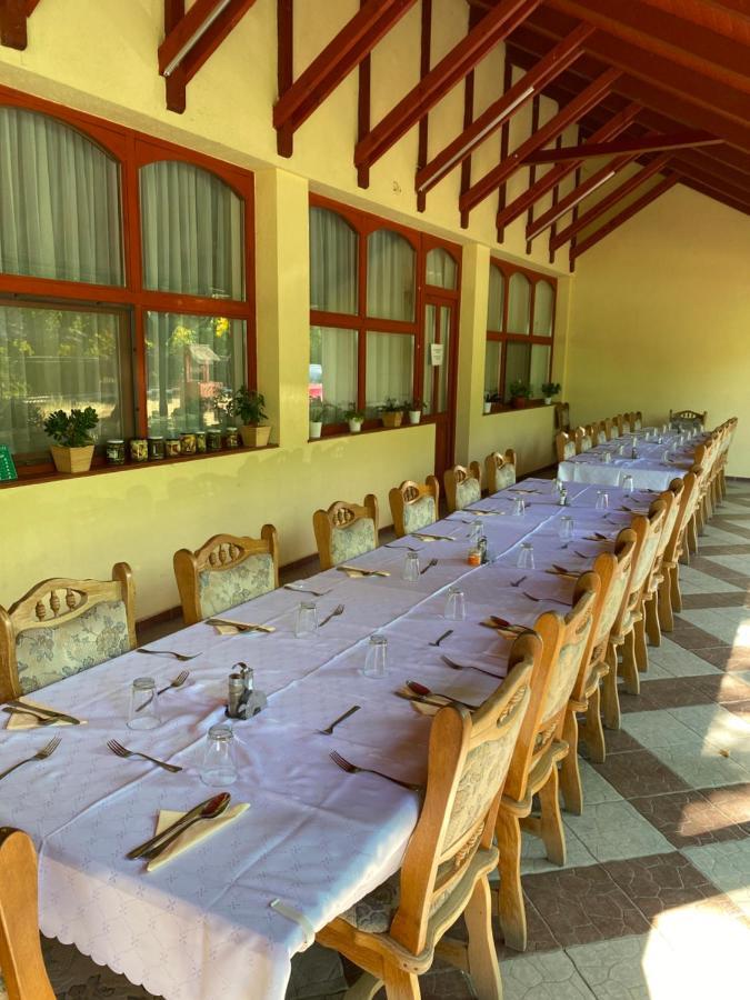 Tiszaparti Rokonok Kisköre Eksteriør bilde